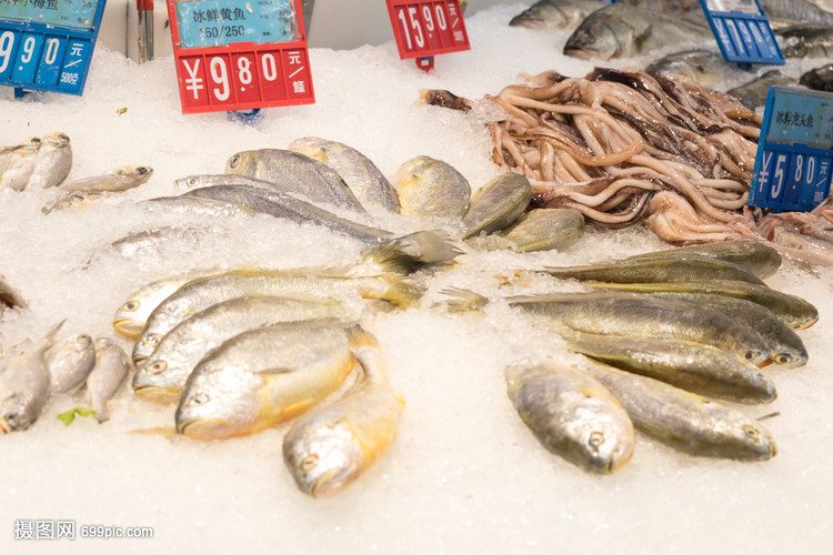 超市商場里的海鮮水產(chǎn)
